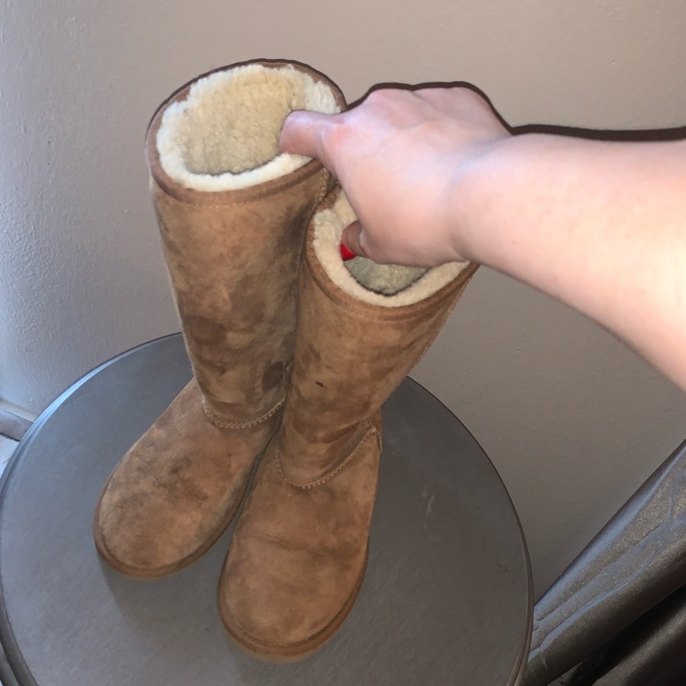 Girls size 3 UGG